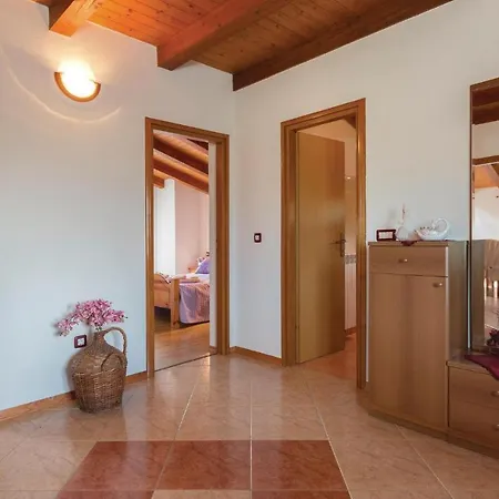 Nyaraló Holiday Badnjevari Bb Croatia Benčići